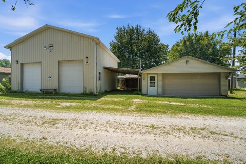 Tiny photo for 1454 W McClurg Street, Frankfort, IN 46041 (MLS # 202626363)