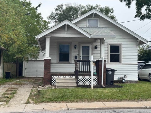 Photo of 3935 S Clinton Street, Fort Wayne, IN 46806 (MLS # 202636436)