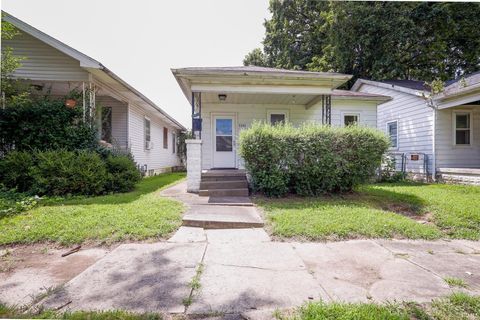 Tiny photo for 1343 E Indiana Street, Evansville, IN 47711 (MLS # 202603111)