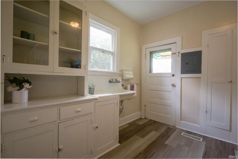 Tiny photo for 1343 E Indiana Street, Evansville, IN 47711 (MLS # 202603111)