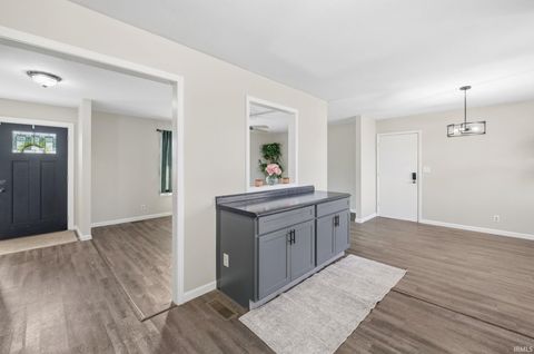 Tiny photo for 100 Foxwood Court, Lafayette, IN 47905 (MLS # 202609457)