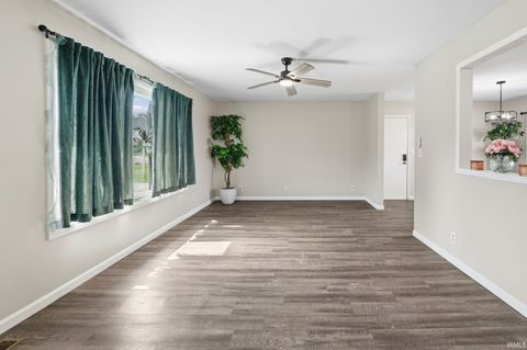 Tiny photo for 100 Foxwood Court, Lafayette, IN 47905 (MLS # 202609457)