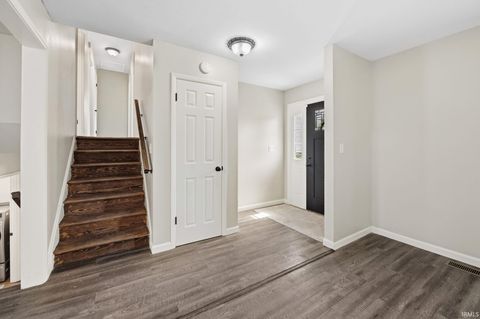 Tiny photo for 100 Foxwood Court, Lafayette, IN 47905 (MLS # 202609457)