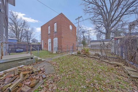Tiny photo for 310 Washington Avenue, Evansville, IN 47713 (MLS # 202600182)
