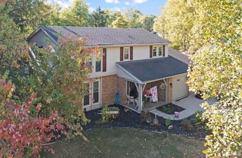 Photo of 915 Edgehill Lane, Anderson, IN 46012 (MLS # 202542389) Photo of 915 Edgehill Lane, Anderson, IN 46012 (MLS # 202542389)