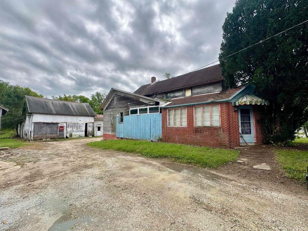 Photo of 405 S River Ext. Road, North Manchester, IN 46962 (MLS # 202638848)