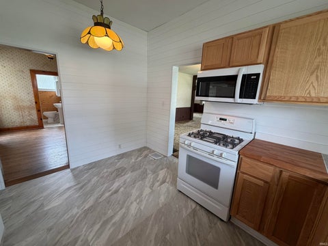 Tiny photo for 702 S Apperson Way, Kokomo, IN 46901 (MLS # 202633058)