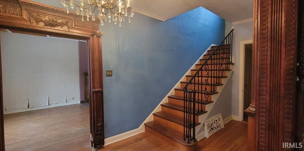 Photo of 1529 Old Orchard Road, Vincennes, IN 47591 (MLS # 202549380)