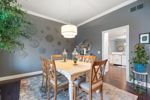 Tiny photo for 133 E Barrington Place, Warsaw, IN 46582 (MLS # 202619282)
