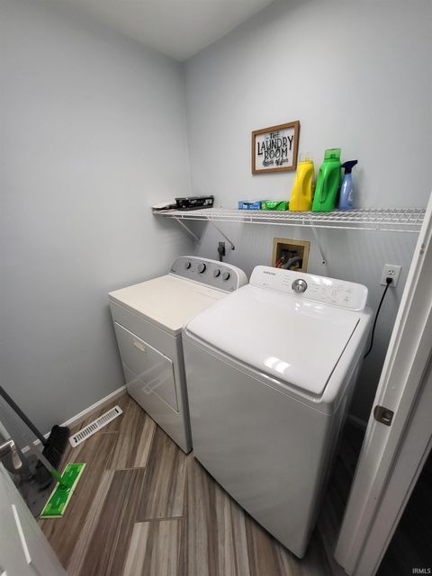 Tiny photo for 1680 S Ridgeview Road, Logansport, IN 46947 (MLS # 202600554)