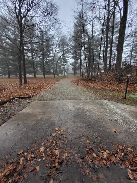 Tiny photo for 1680 S Ridgeview Road, Logansport, IN 46947 (MLS # 202600554)