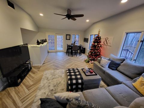 Tiny photo for 1680 S Ridgeview Road, Logansport, IN 46947 (MLS # 202600554)