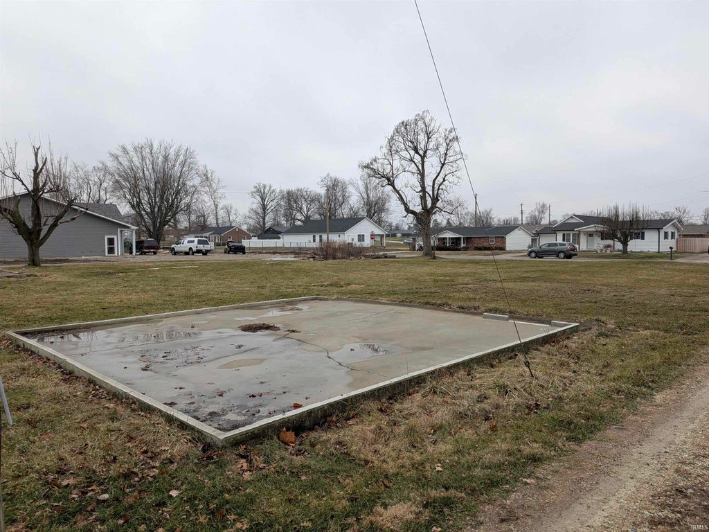 Photo of 545/555 Western Avenue, Winchester, IN 47394 (MLS # 202600710)