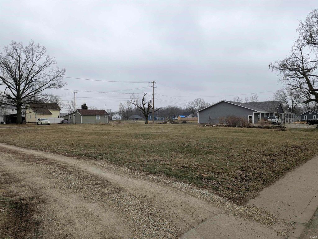 Photo of 545/555 Western Avenue, Winchester, IN 47394 (MLS # 202600710)