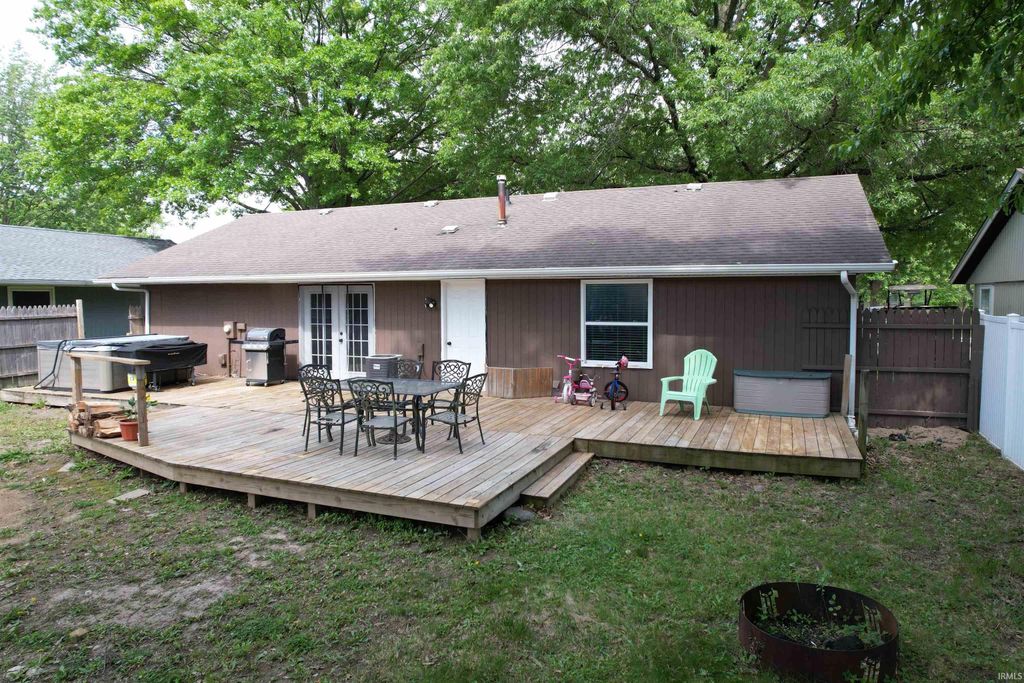 Photo of 510 Beechwood Drive, Monticello, IN 47960 (MLS # 202619563)