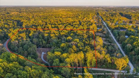 Photo of 4098 N County Rd 1500 West Road, Linton, IN 47441 (MLS # 202541064)