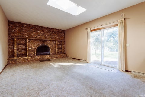 Tiny photo for 60196 Surrey Lane, Elkhart, IN 46517 (MLS # 202640939)