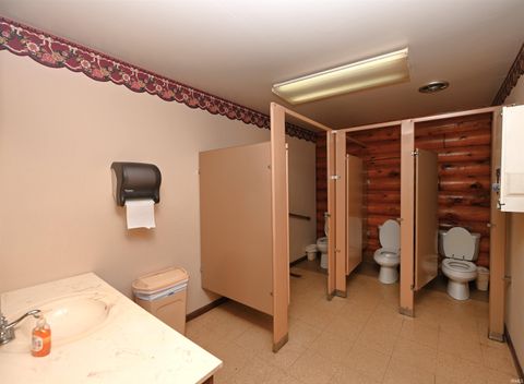 Tiny photo for 340 E 50 N., Winamac, IN 46996 (MLS # 202605693)