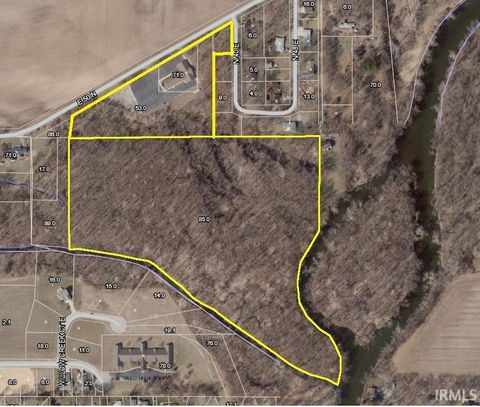 Tiny photo for 340 E 50 N., Winamac, IN 46996 (MLS # 202605693)