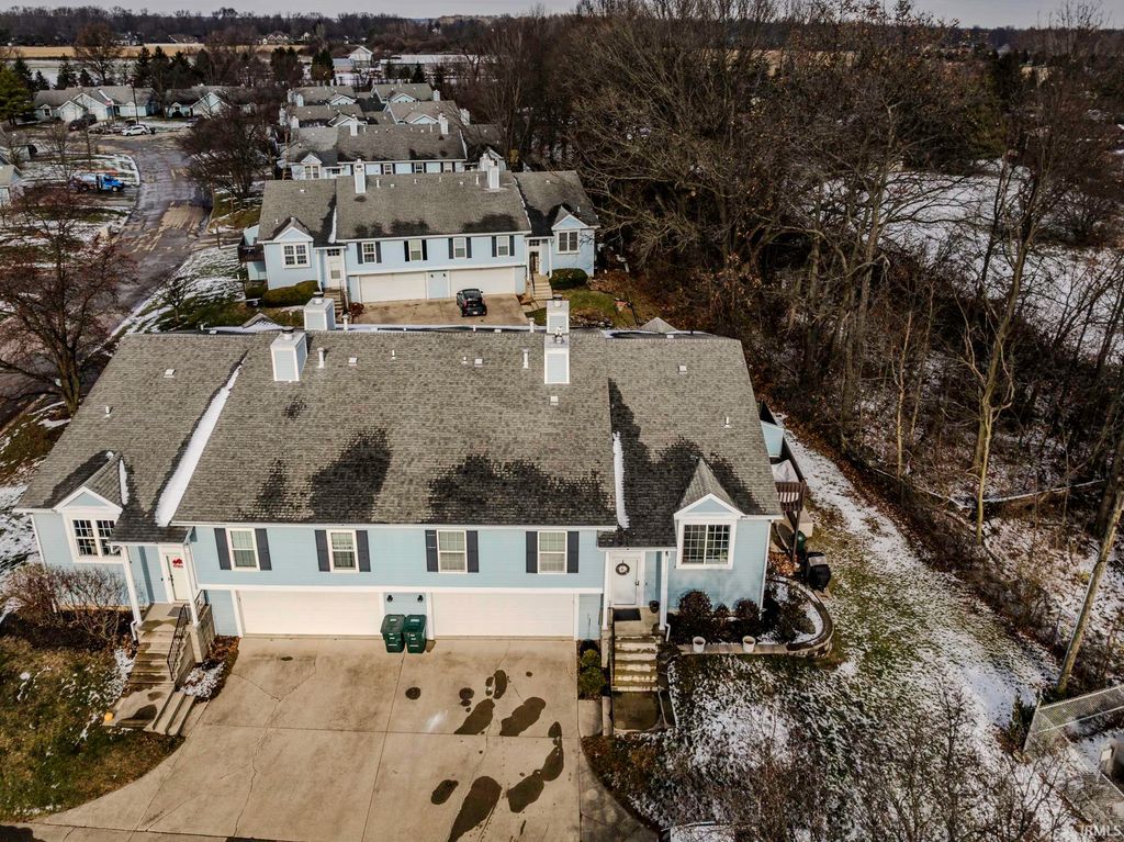 Photo of 3802 N Lakeside Drive, Muncie, IN 47304 (MLS # 202548335)