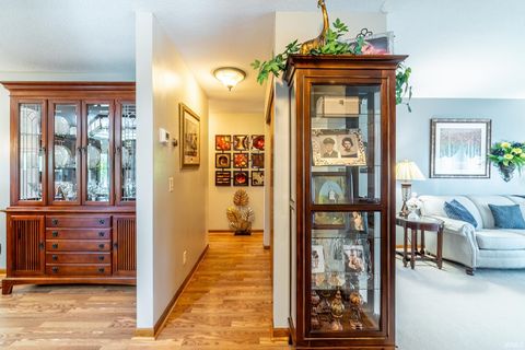 Tiny photo for 514 W 900 S Road, Claypool, IN 46510 (MLS # 202618407)