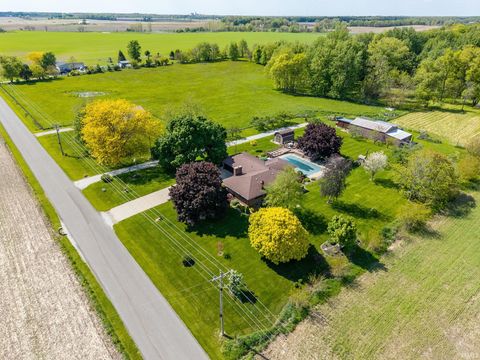 Tiny photo for 514 W 900 S Road, Claypool, IN 46510 (MLS # 202618407)