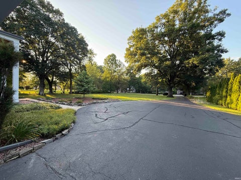 Tiny photo for 2925 High Street Street, Logansport, IN 46947 (MLS # 202629883)