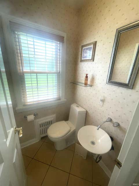 Tiny photo for 2925 High Street Street, Logansport, IN 46947 (MLS # 202629883)