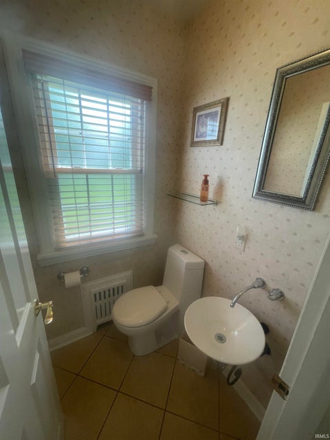 Tiny photo for 2925 High Street Street, Logansport, IN 46947 (MLS # 202629883)