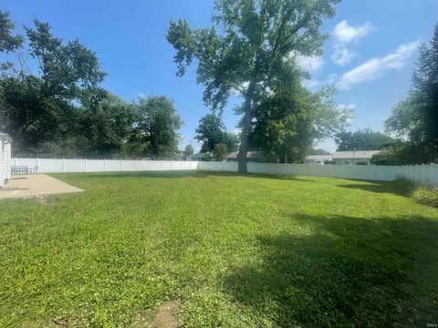 Tiny photo for 2925 High Street Street, Logansport, IN 46947 (MLS # 202629883)