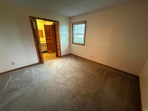 Tiny photo for 2626 W 150 N, Logansport, IN 46947 (MLS # 202600911)