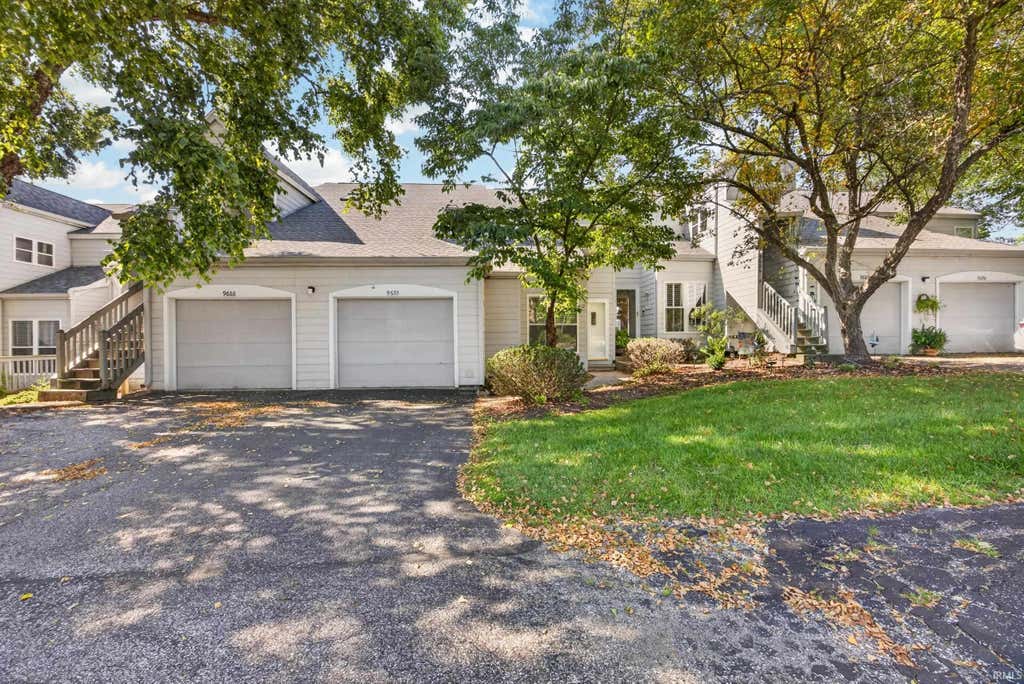 Photo of 9676 S Bay Pointe Drive #79, Bloomington, IN 47401 (MLS # 202629114)