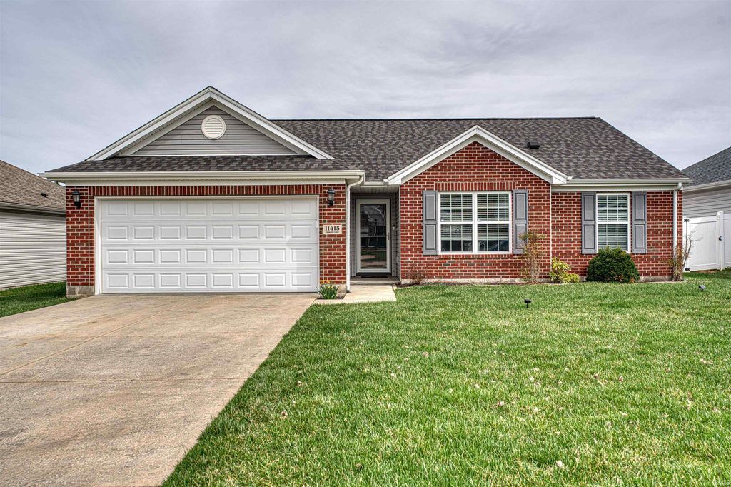 Photo of 11415 Caracaras Court, Evansville, IN 47725 (MLS # 202608417)
