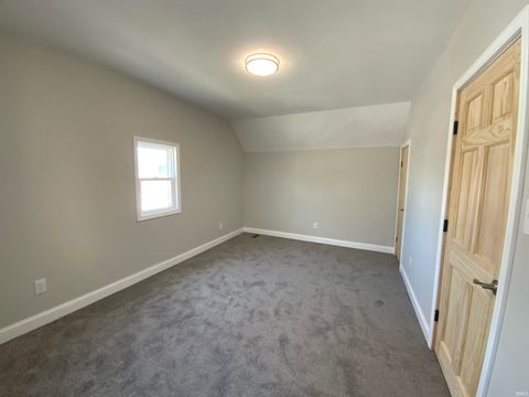 Tiny photo for 31 Park Avenue, Logansport, IN 46947 (MLS # 202609600)