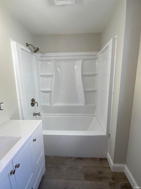 Tiny photo for 31 Park Avenue, Logansport, IN 46947 (MLS # 202609600)