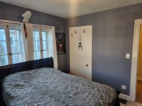 Tiny photo for 802 S 12th Street, Lafayette, IN 47905 (MLS # 202546363)