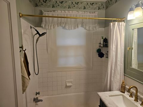 Tiny photo for 802 S 12th Street, Lafayette, IN 47905 (MLS # 202546363)