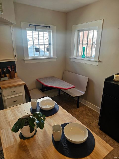 Tiny photo for 802 S 12th Street, Lafayette, IN 47905 (MLS # 202546363)