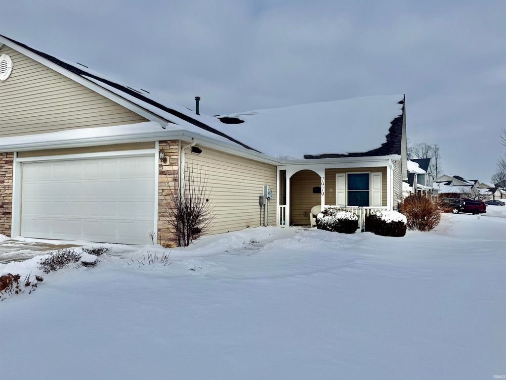 Photo of 1919 Greyson Drive, Auburn, IN 46706 (MLS # 202603172)