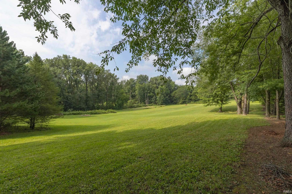 Photo of ** E Old Road 30 Road, Warsaw, IN 46582 (MLS # 202639886)