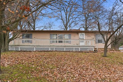 Photo of 177 State Road 8 Road, Avilla, IN 46710 (MLS # 202547049)