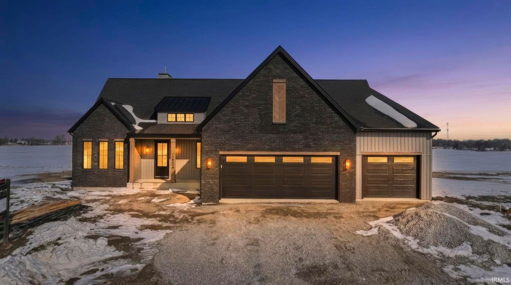 Photo of 12504 Blue Jay Trail, Fort Wayne, IN 46814 (MLS # 202604667)