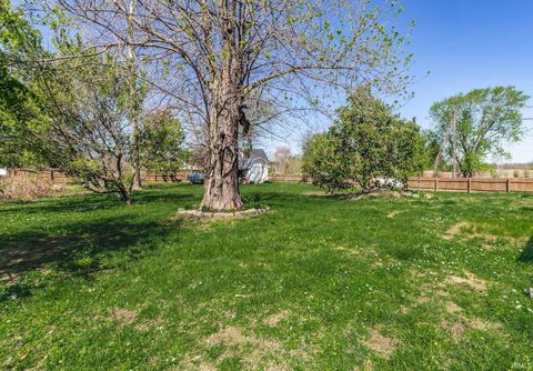 Tiny photo for 2565 S SR 57 Highway, Oakland City, IN 47660 (MLS # 202611726)