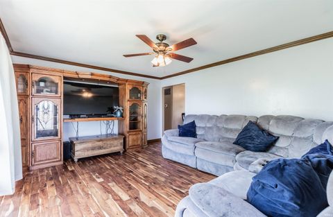 Tiny photo for 2565 S SR 57 Highway, Oakland City, IN 47660 (MLS # 202611726)