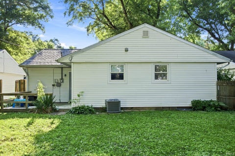 Tiny photo for 25 Creekview Court, Lafayette, IN 47909 (MLS # 202629607)