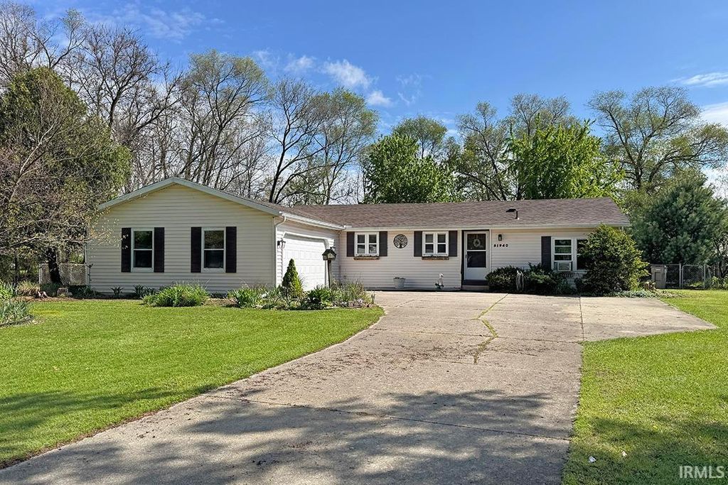 Photo of 51940 Audra Drive, Elkhart, IN 46514 (MLS # 202616254)