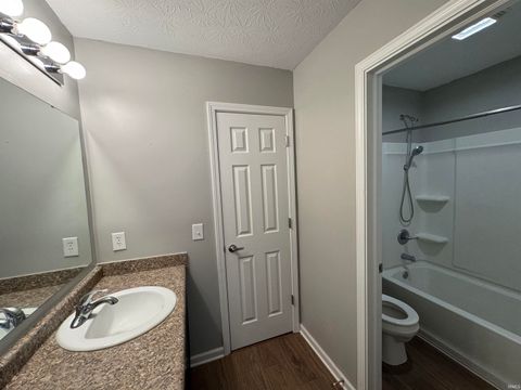 Tiny photo for 3230 Sand Walk Drive, Kokomo, IN 46902 (MLS # 202602086)