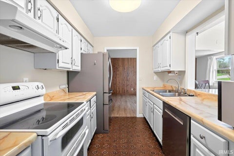 Tiny photo for 1621 Hemlock Road, Lafayette, IN 47905 (MLS # 202635818)