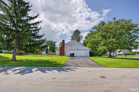 Tiny photo for 1621 Hemlock Road, Lafayette, IN 47905 (MLS # 202635818)