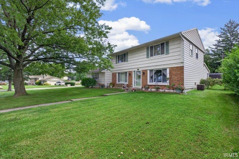 Tiny photo for 1621 Hemlock Road, Lafayette, IN 47905 (MLS # 202635818)